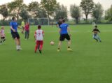 Laatste training S.K.N.W.K. JO9-1 van seizoen 2022-2023 (partijtje tegen de ouders) (23/178)